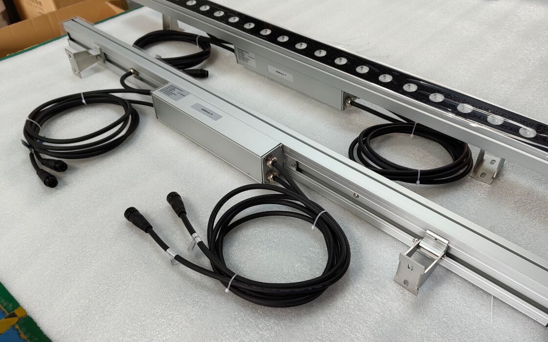 3 Yıl Garanti Süreli LED Duvar Yıkama Işıkları Alüminyum Alaşımlı 1m Uzunluk ve Mimari Cephe Aydınlatması için Aydınlatma Çözümü