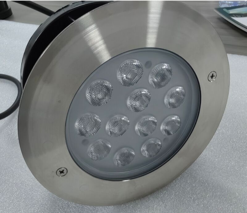 DC24V LED yüzme havuzu lambaları Beyaz Renk Su geçirmez 50 bin saatten fazla ömrü olan dayanıklı enerji tasarrufu lambaları
