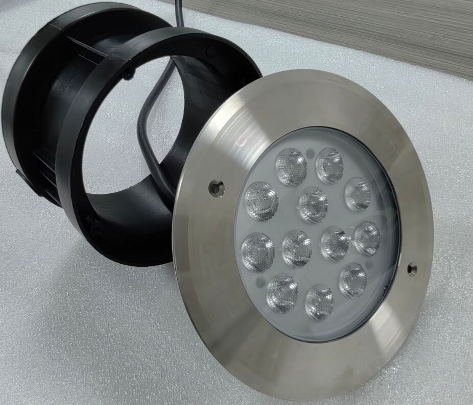 Uzaktan Kumanda Açma Kapama DMX Dali LED Yüzme Havuzu Aydınlatmaları, 100lmw Işık Verimliliği ve 15 30 45 60 Derece Işın Açısı Özellikli